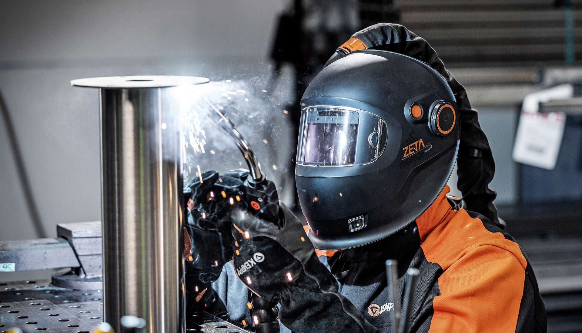 Erhöhung der Sicherheit beim Schweißen: Wie ADF- und DIN-Schutzstufen die Arbeitssicherheit und die Präzision verändern