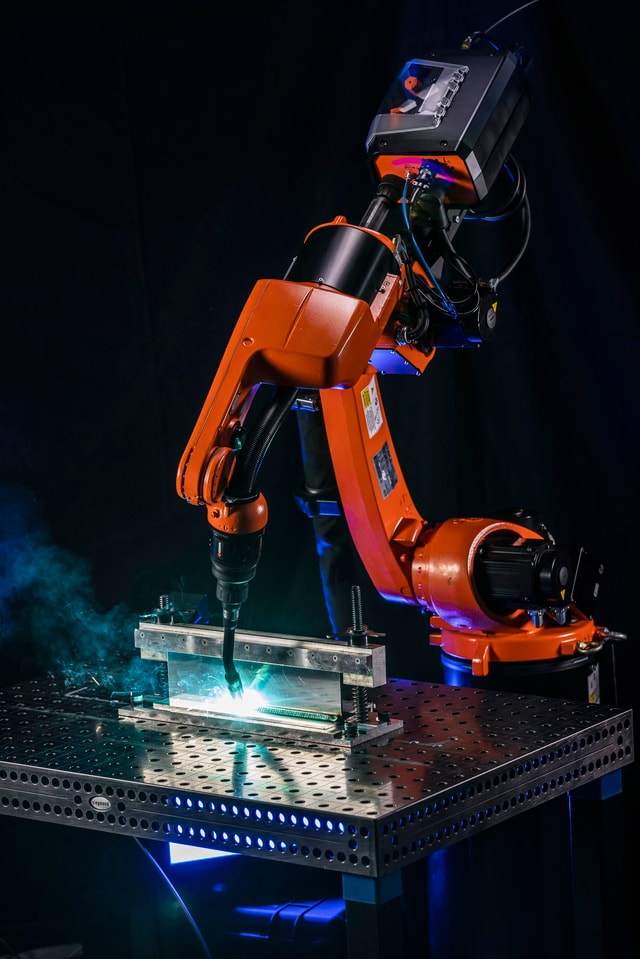 Robotic welding torch packages 
