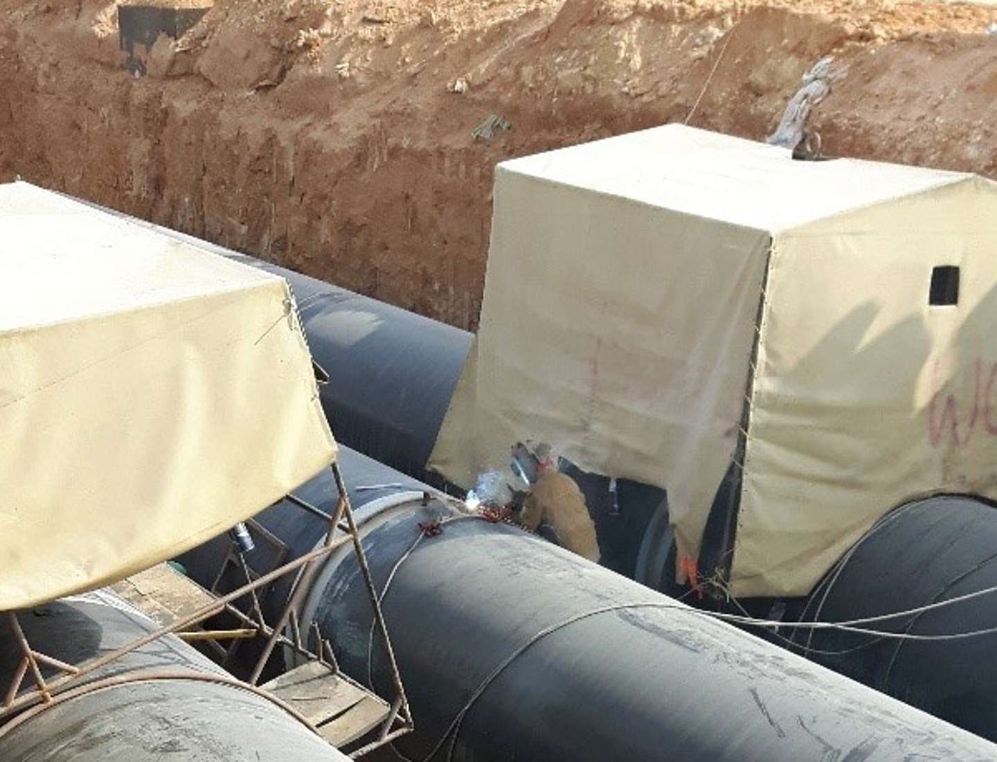 Welding in hot conditions in Saudi Arabia