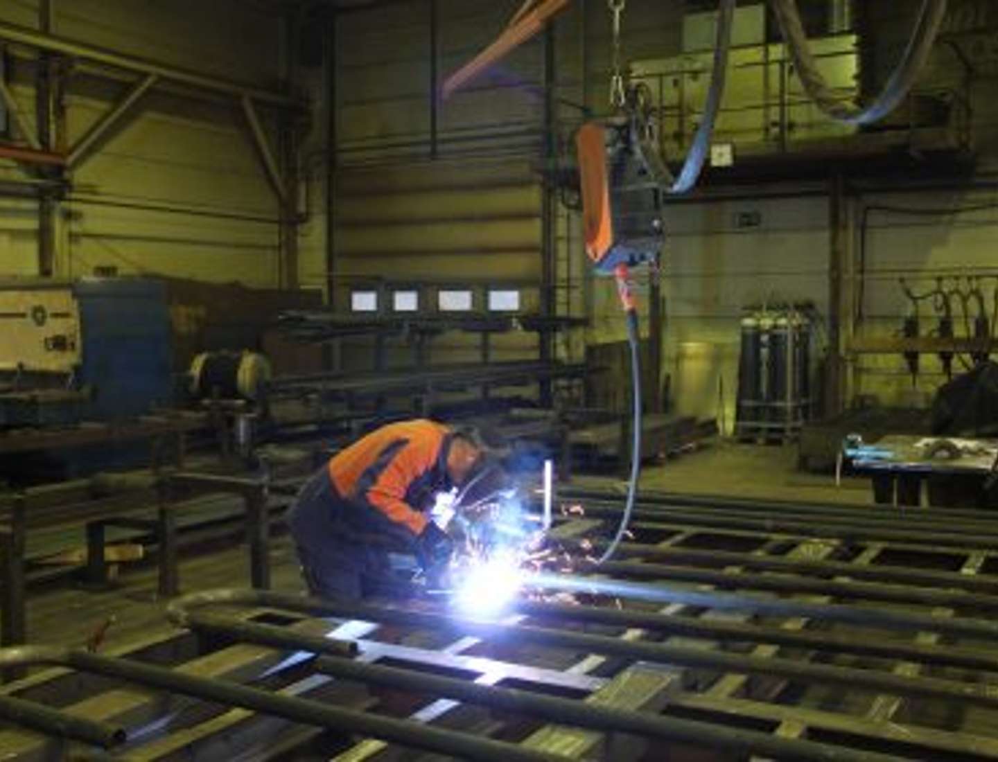 50 years of partnership between a man and a welding machine