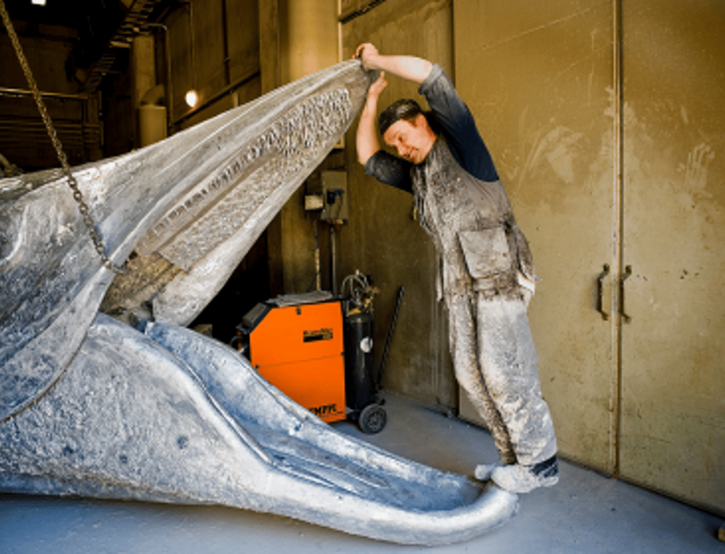 The making of 'Laulupuut' welded sculpture