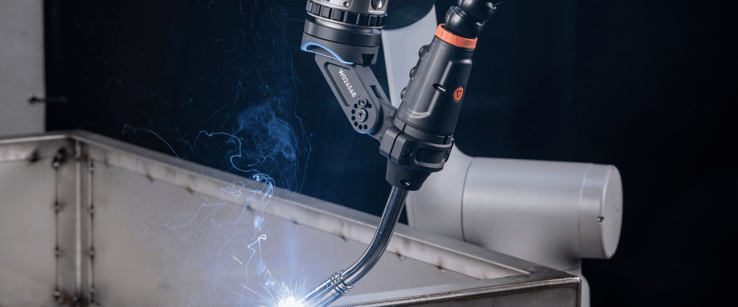 Introducing Flexlite GXe-C – a new MIG/MAG welding torch built to add Kemppi know-how to your cobot systems