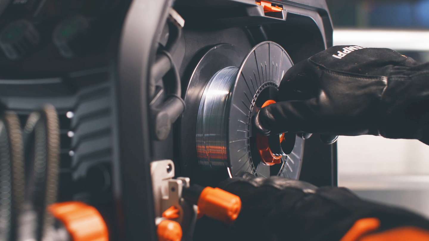 Support for various wires