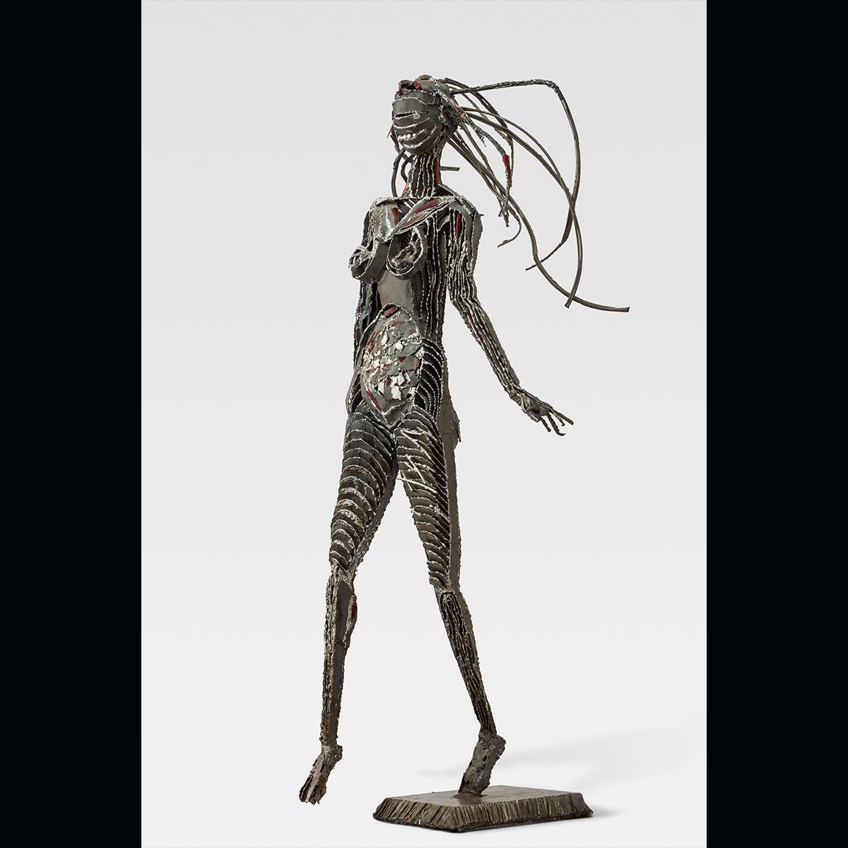 La sculpture "Ancestress" d'Eila Hiltunen